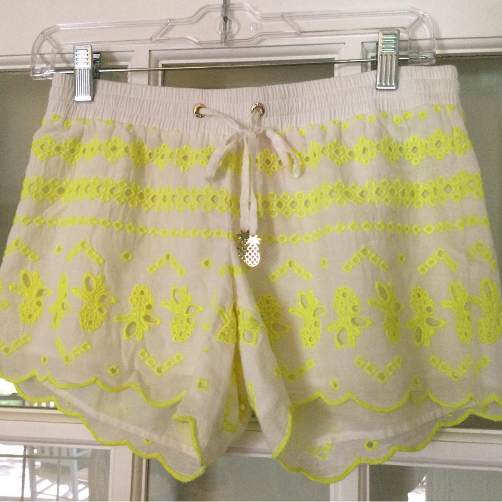 Lilly Pulitzer Eyelet shorts